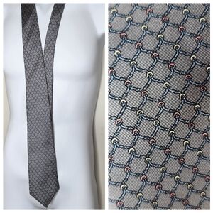 100% silk tie-Hardy Amies